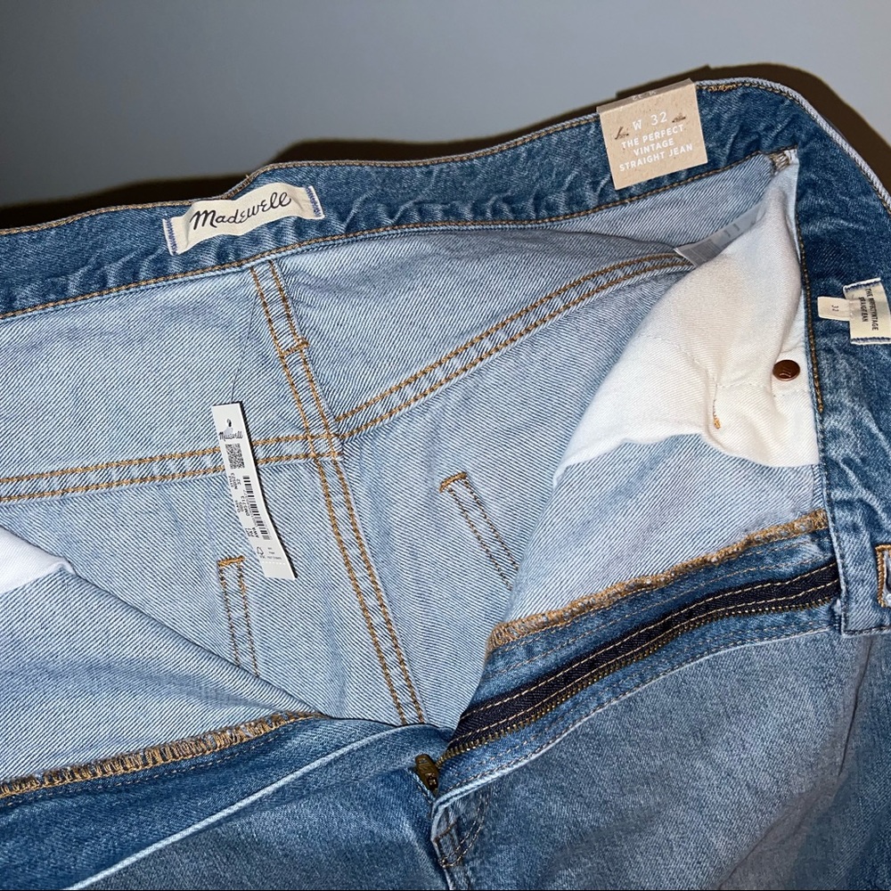 Madewell denim vintage straight jeans w/ bottom side slits